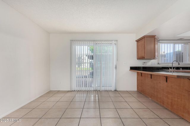 3821 N 28TH Street, Phoenix, AZ 85016