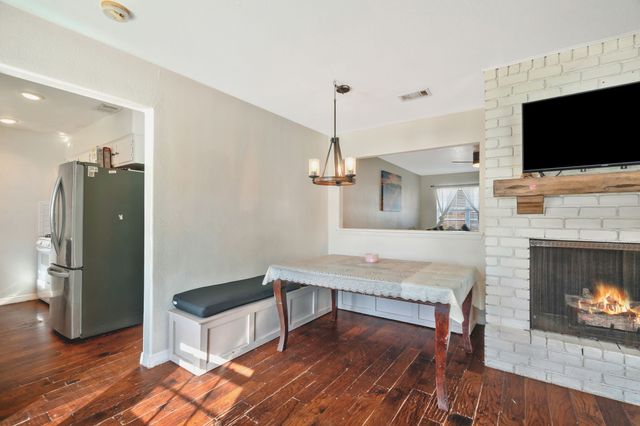 2320 Meadow Lark, Irving, TX 75060