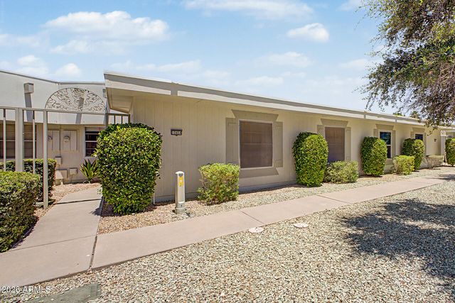 10454 W PALMERAS Drive, Sun City, AZ 85373