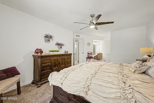 10454 W PALMERAS Drive, Sun City, AZ 85373