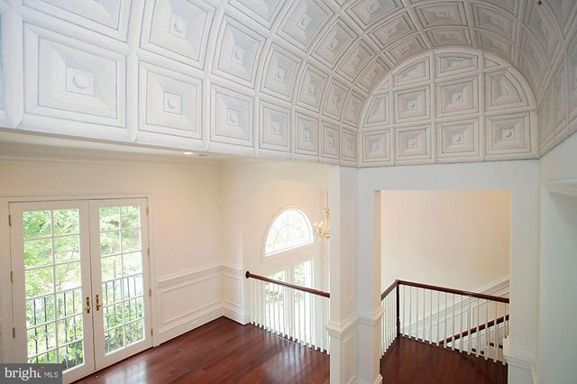 1347 KIRBY RD, Mclean, VA 22101