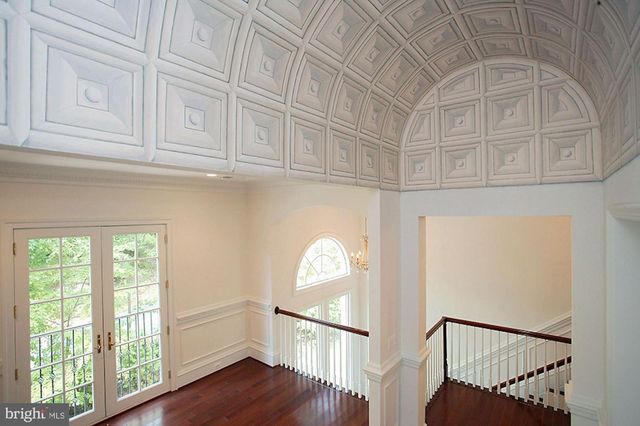 1347 KIRBY RD, Mclean, VA 22101