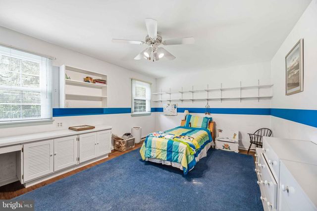 330 BENT RD, Wyncote, PA 19095