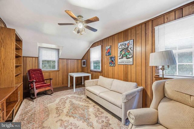330 BENT RD, Wyncote, PA 19095