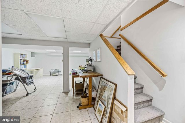 330 BENT RD, Wyncote, PA 19095