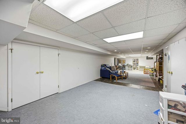 330 BENT RD, Wyncote, PA 19095