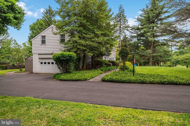 330 BENT RD, Wyncote, PA 19095