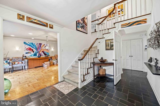 330 BENT RD, Wyncote, PA 19095