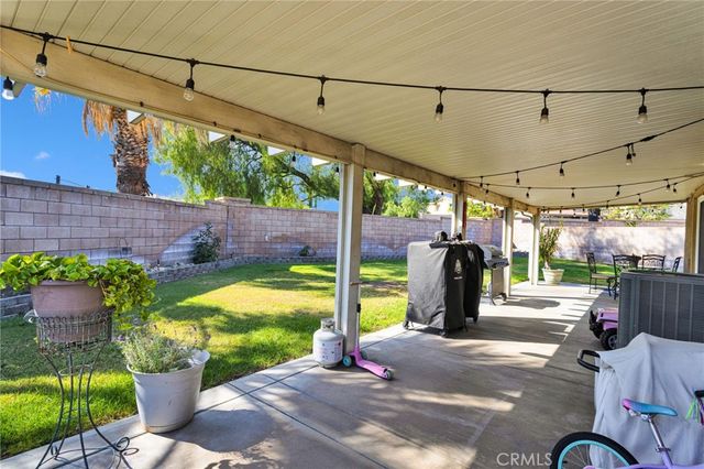 6318 Pintail, Fontana, CA 92336