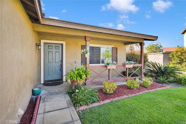 6318 Pintail, Fontana, CA 92336
