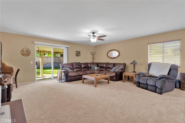 6318 Pintail, Fontana, CA 92336