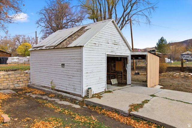 12 E 200 S, Salina, UT 84654