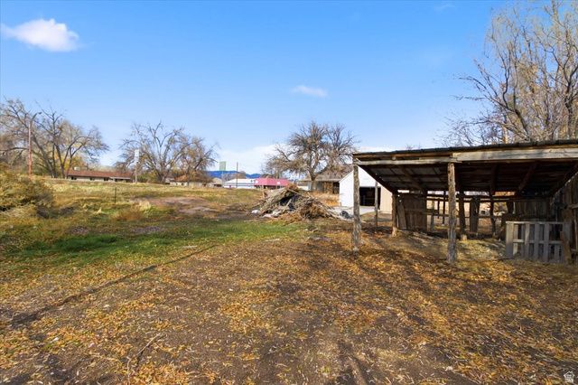 12 E 200 S, Salina, UT 84654