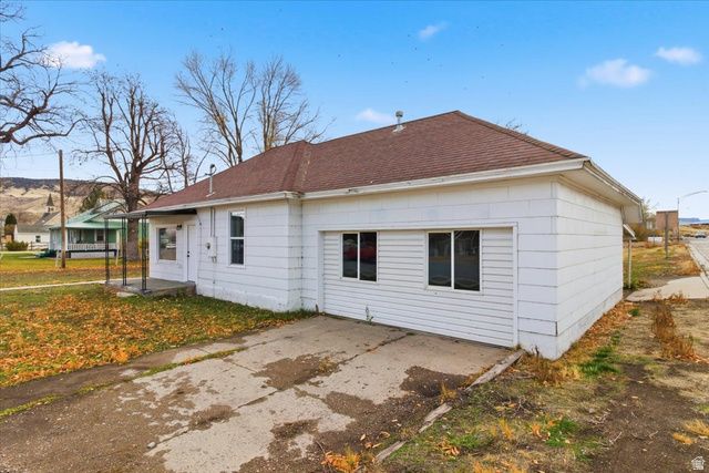 12 E 200 S, Salina, UT 84654