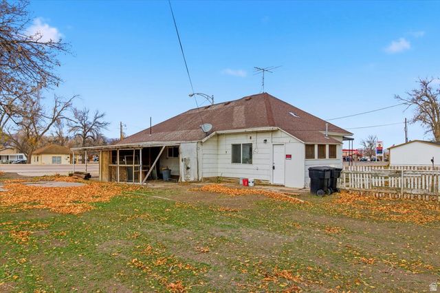 12 E 200 S, Salina, UT 84654