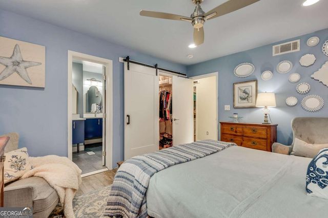 588 Kenilworth Circle, Stone Mountain, GA 30083
