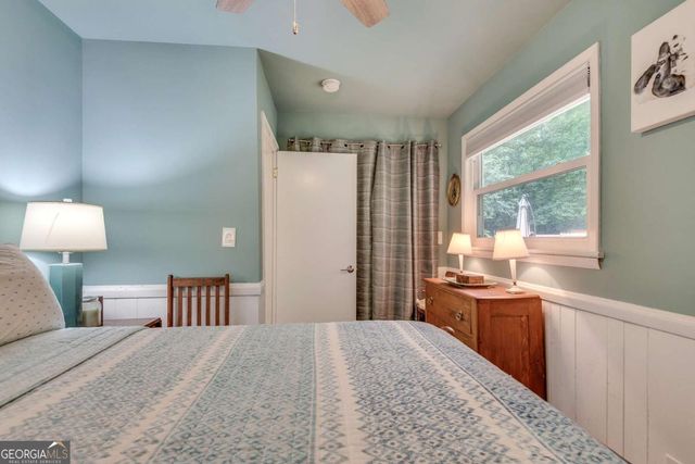 588 Kenilworth Circle, Stone Mountain, GA 30083