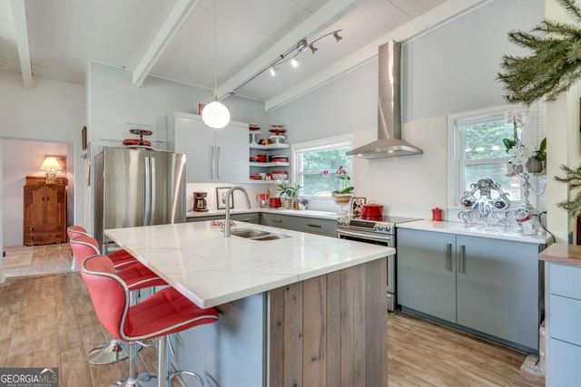 588 Kenilworth Circle, Stone Mountain, GA 30083