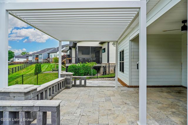 2821 Alder Wood Ln, La Grange, KY 40031