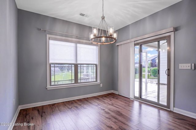 2821 Alder Wood Ln, La Grange, KY 40031