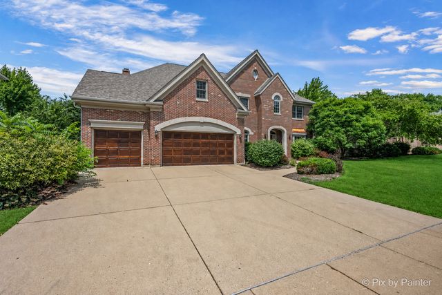 1105 Thoroughbred Circle, St. Charles, IL 60174