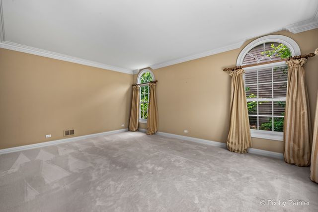 1105 Thoroughbred Circle, St. Charles, IL 60174
