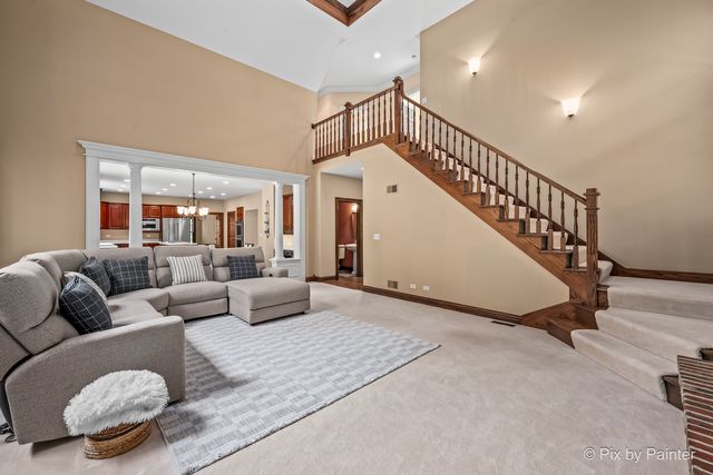 1105 Thoroughbred Circle, St. Charles, IL 60174