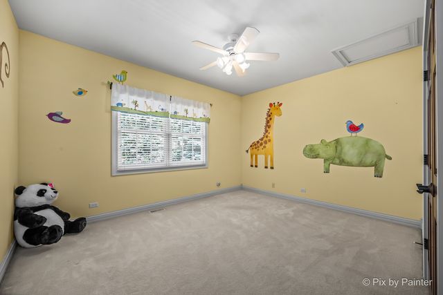1105 Thoroughbred Circle, St. Charles, IL 60174