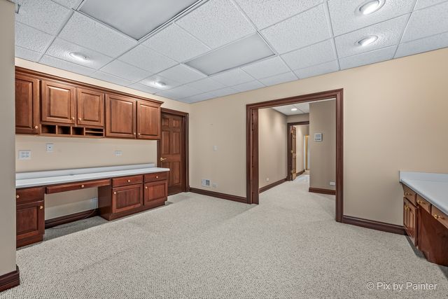 1105 Thoroughbred Circle, St. Charles, IL 60174
