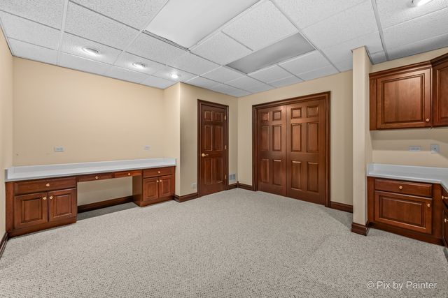 1105 Thoroughbred Circle, St. Charles, IL 60174