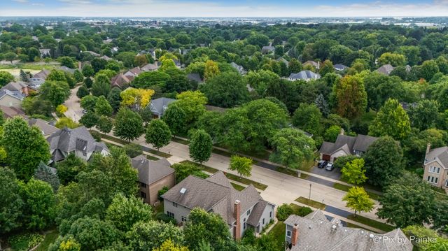 1105 Thoroughbred Circle, St. Charles, IL 60174