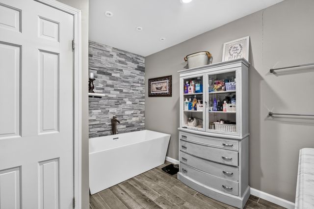 610 Silverwood Trail, North Little Rock, AR 72116