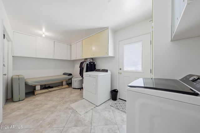 15230 N ROSEWOOD Drive, Sun City, AZ 85351