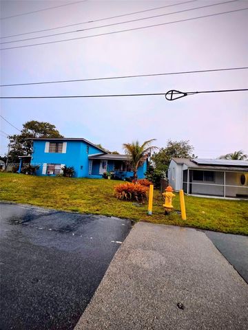 720 SW 7th Ter, Hallandale Beach, FL 33009