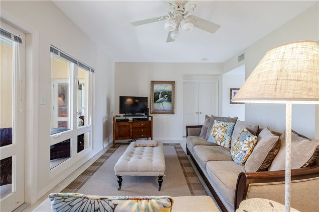 5060 Harmony Circle 204, Vero Beach, FL 32967