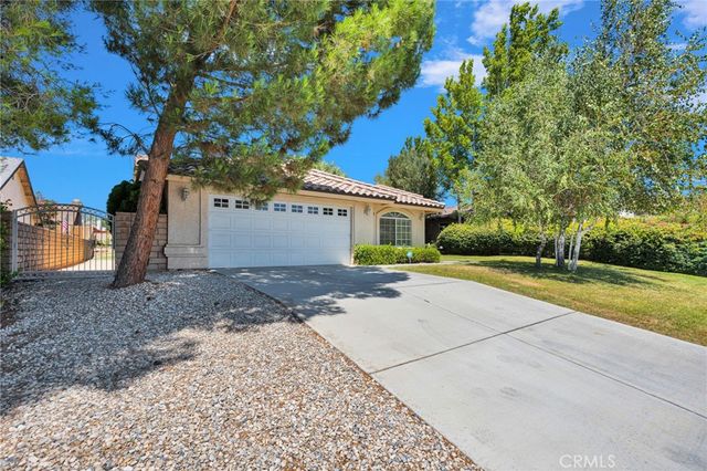 13030 Palos Grande Drive, Victorville, CA 92395