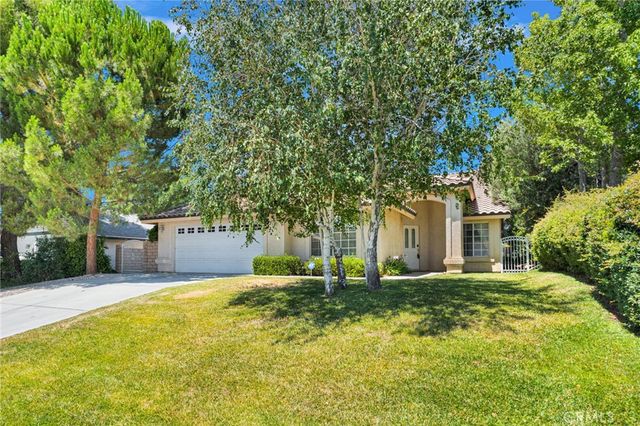 13030 Palos Grande Drive, Victorville, CA 92395