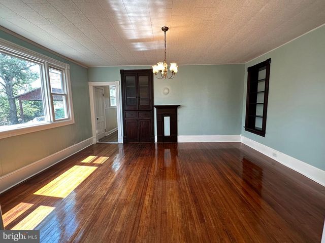 317 CONFIDENCE LN, Middletown, VA 22645