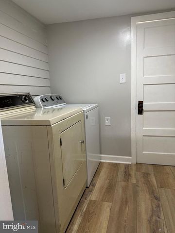 317 CONFIDENCE LN, Middletown, VA 22645