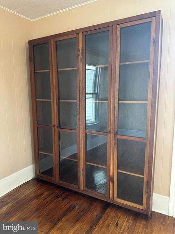 317 CONFIDENCE LN, Middletown, VA 22645