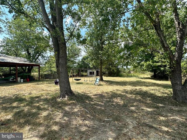 317 CONFIDENCE LN, Middletown, VA 22645