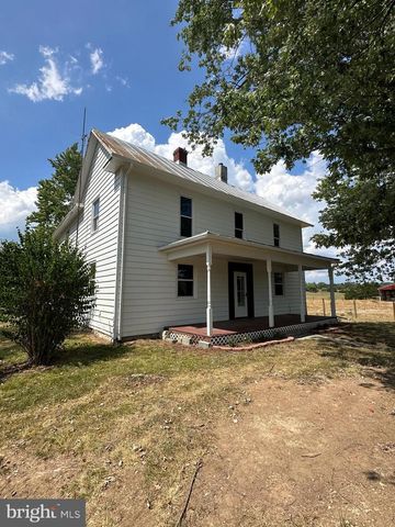 317 CONFIDENCE LN, Middletown, VA 22645