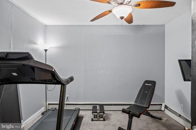 219 W CENTER AVE, Maple Shade, NJ 08052