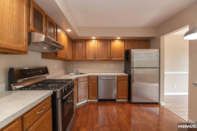 23 Foxboro Lane E, West Milford, NJ 07480