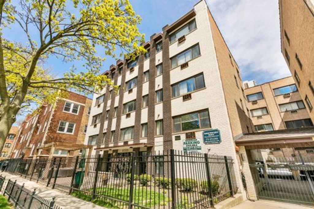 6021 N Winthrop Avenue 402, Chicago, IL 60660