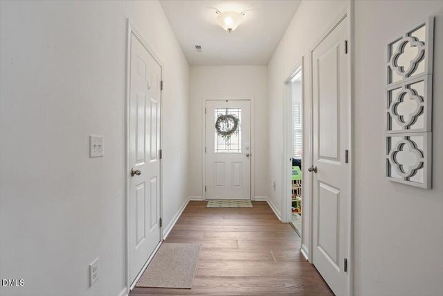 145 S Great White Way, Clayton, NC 27527