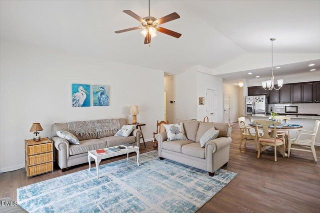 145 S Great White Way, Clayton, NC 27527