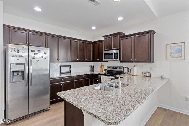145 S Great White Way, Clayton, NC 27527