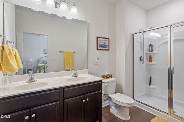 145 S Great White Way, Clayton, NC 27527