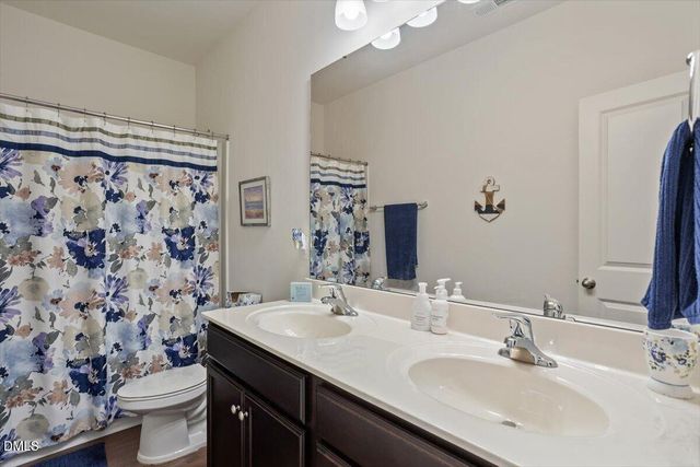 145 S Great White Way, Clayton, NC 27527